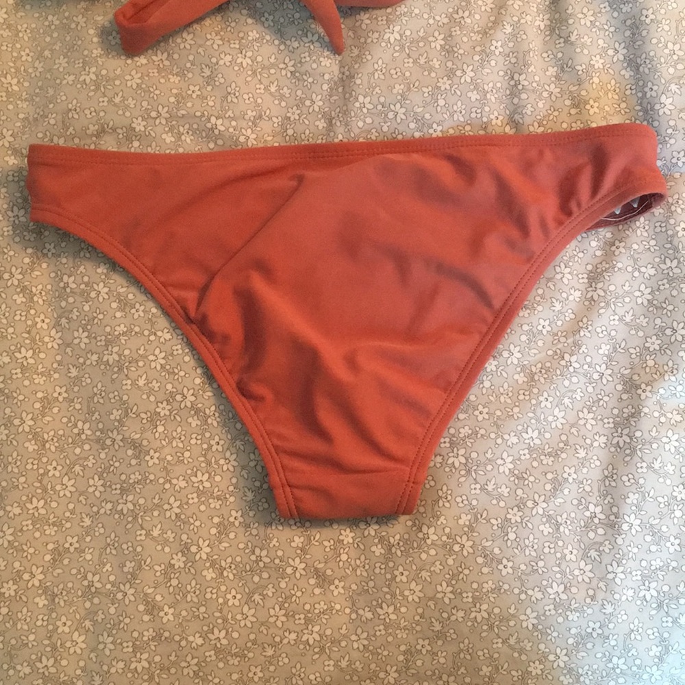 Bikini set!! - Picture 5 of 5